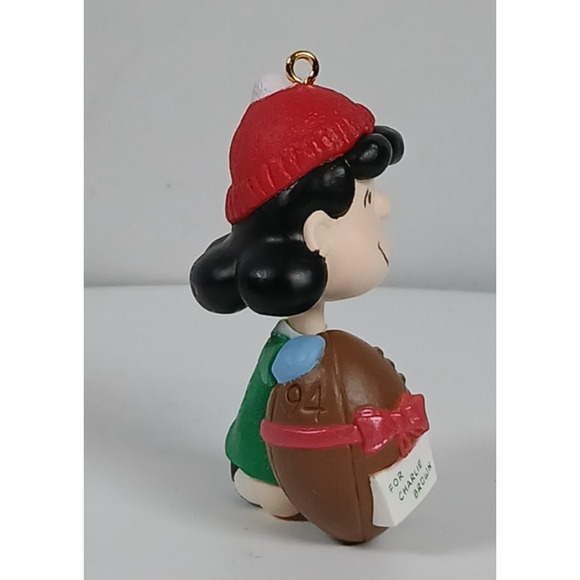 HALLMARK KEEPSAKE 1994 ORNAMENT: COLLECTOR'S SERIES: THE PEANUTS GANG: "LUCY" - Picture 6 of 12